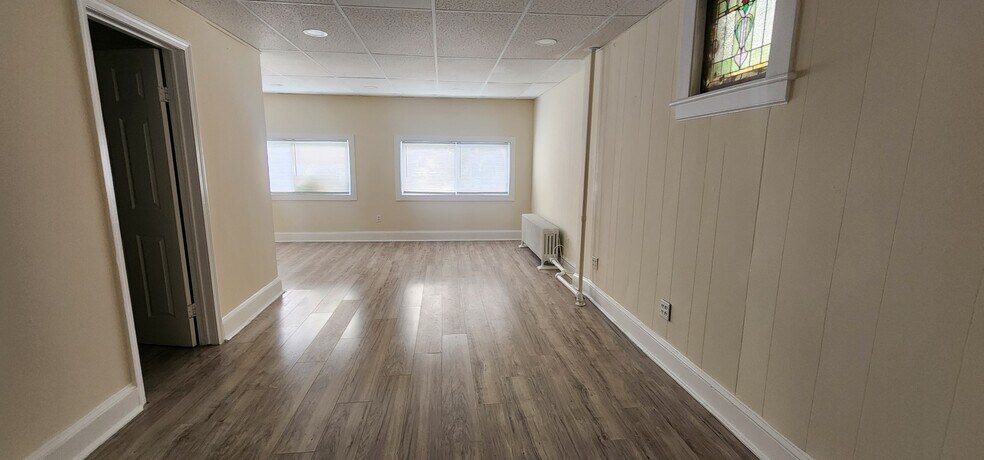 Building Photo - 2583 Main St