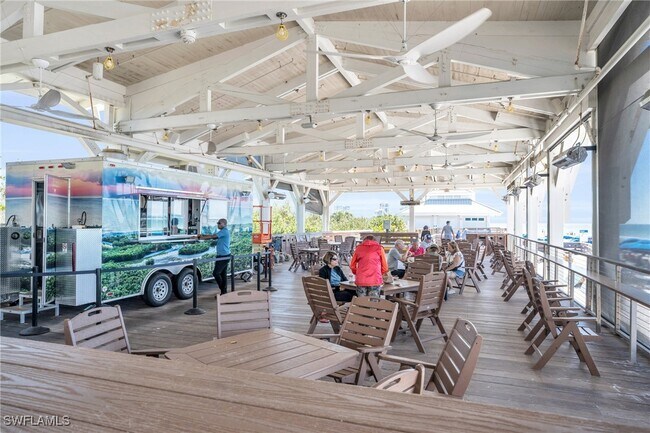 Building Photo - 5964 Pelican Bay Blvd