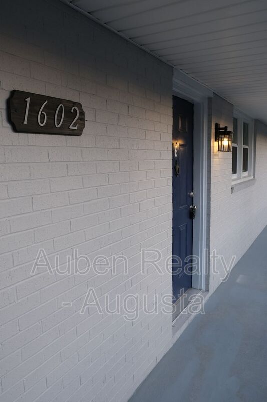 Building Photo - 1602 Johns Rd