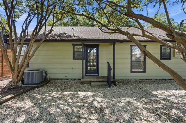 Building Photo - 9011 Angora St