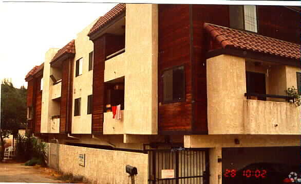 Primary Photo - 3517 Sparr Blvd