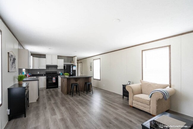 Building Photo - 808 Stanley St