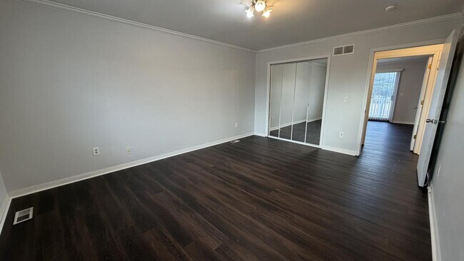 Building Photo - 36868 Melbourne Dr