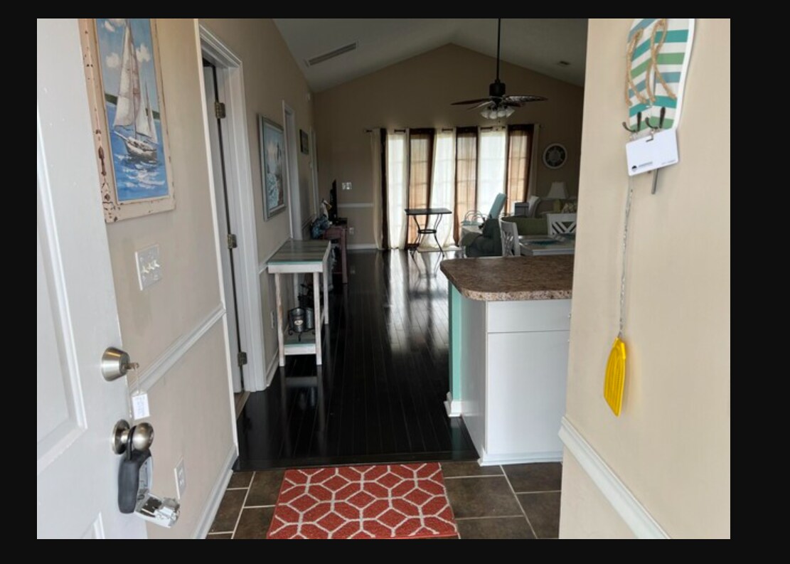 Building Photo - 3931 Gladiola Ct