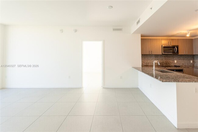 Building Photo - 5350 NW 84th Ave