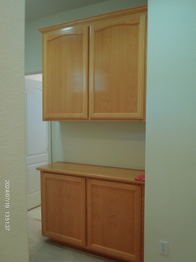 Building Photo - 1735 Cattail Dr