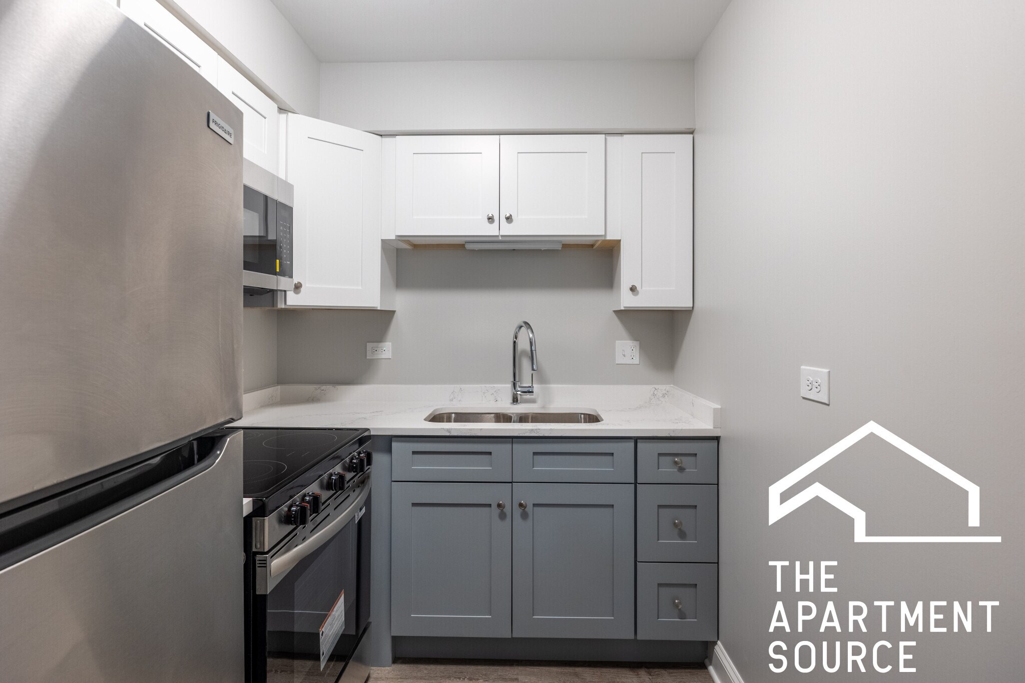 Building Photo - 745 W Gordon Ter