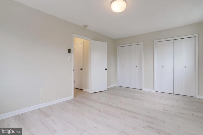 Building Photo - 3515 Washington Blvd