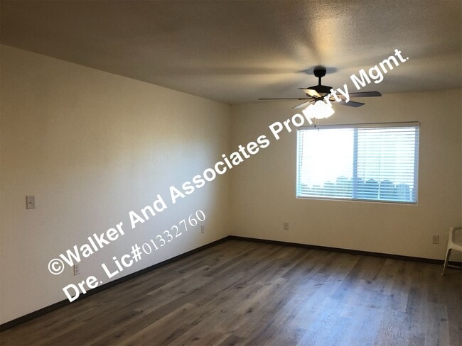 Building Photo - 311 Superior St