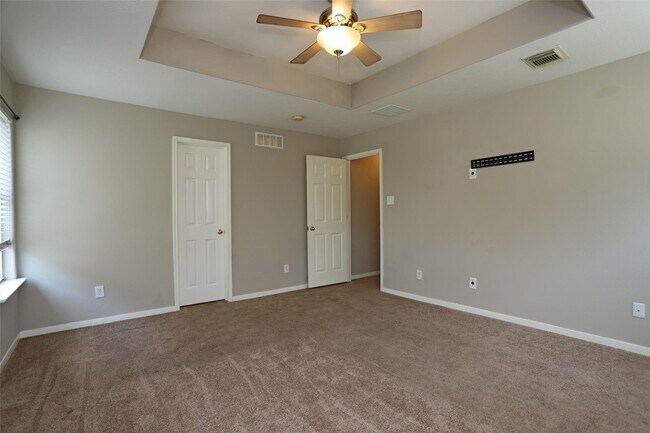 Building Photo - 7518 Drifting Willow Ct