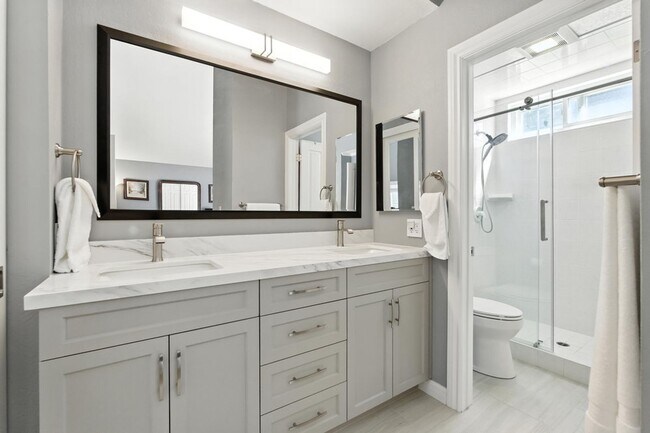 Building Photo - WILLOW GLEN - Beautifully updated with hig...