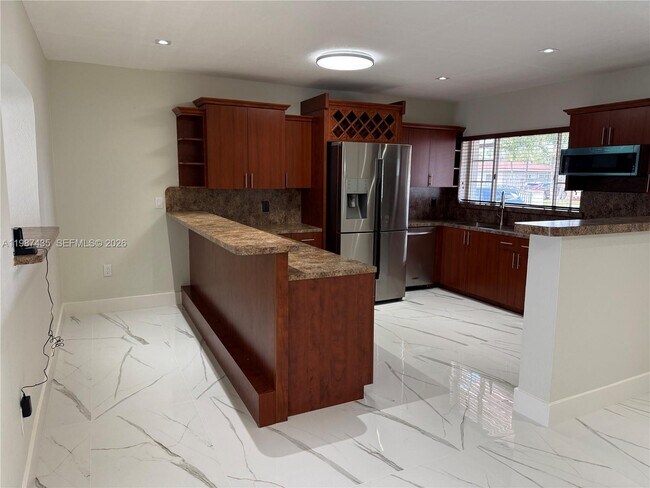 Building Photo - 11602 NW 58th Ave