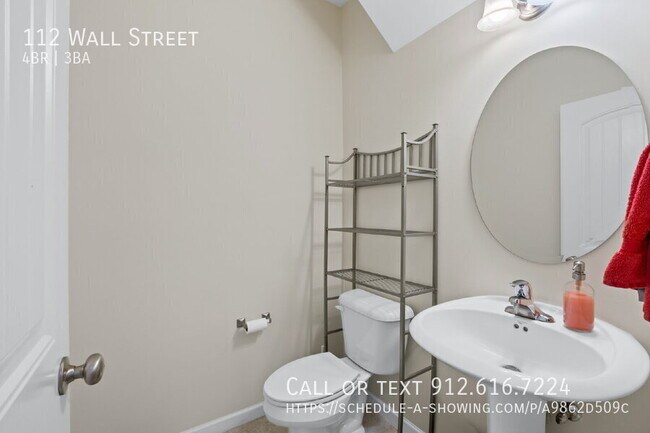 Building Photo - 112 Wall St