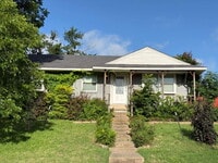 Building Photo - 3525 Cripple Creek Dr