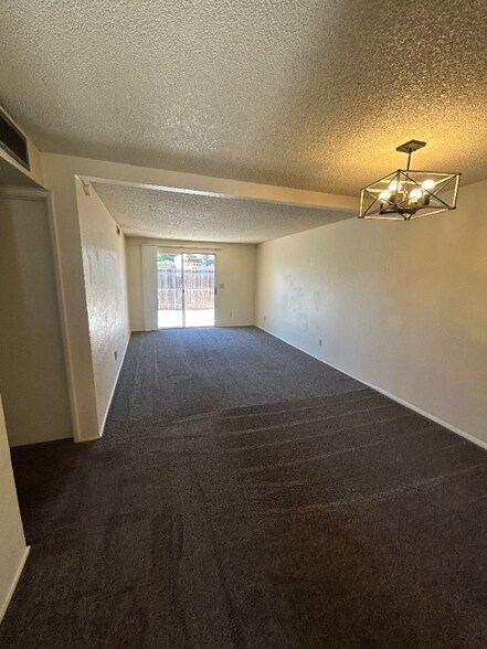 Building Photo - 3530 N Tucson Blvd