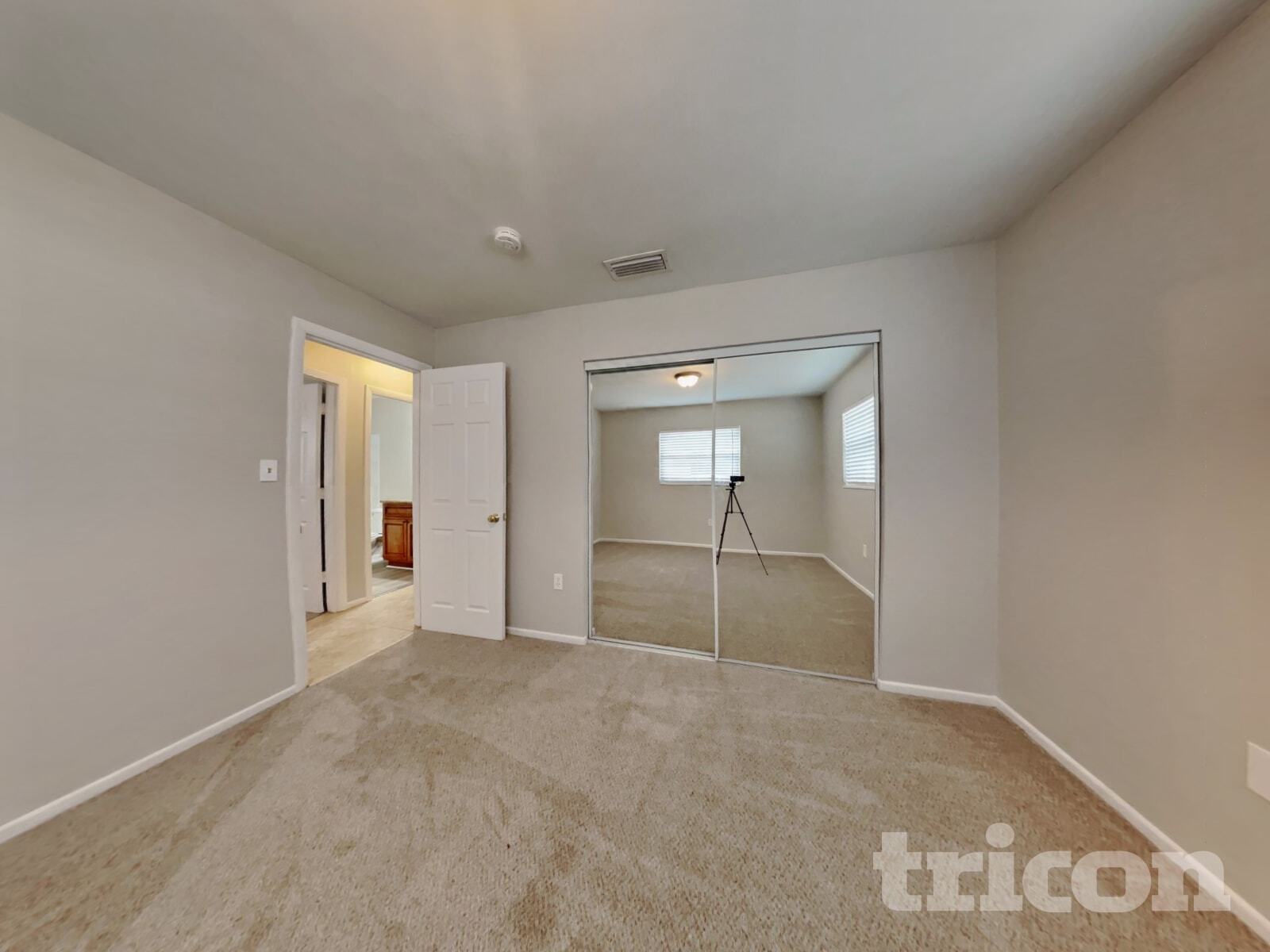 Building Photo - 3708 Lei Dr