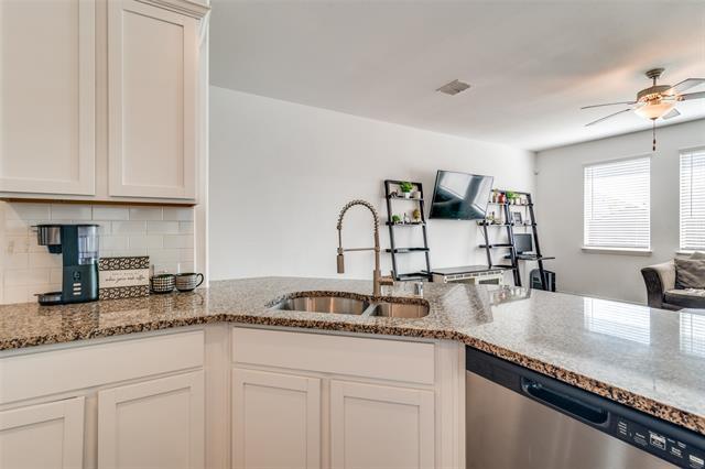 Building Photo - 843 Sitwell Dr