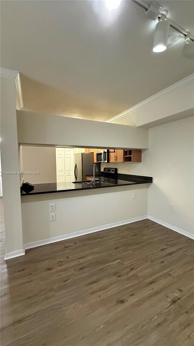 Building Photo - 6458 Emerald Dunes Dr