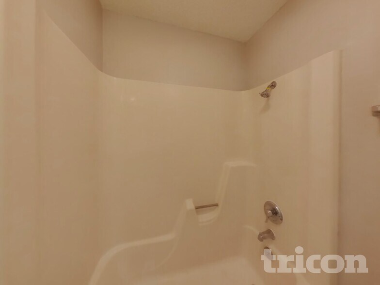 Building Photo - 7815 Melbury Forest