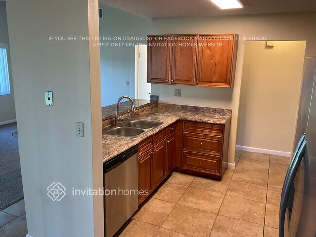 Building Photo - 4005 W Sailboat Dr