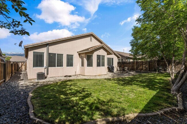 Building Photo - Effortless Living Starts Here — Just Bring Your Suitcase and Step Into Comfort