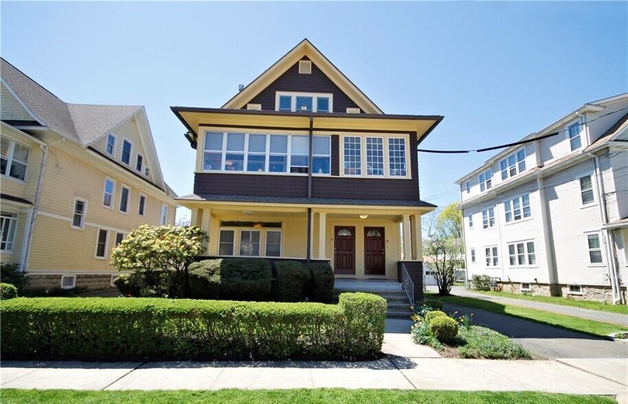 Building Photo - 79 Scofield Ave