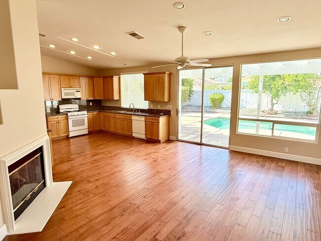 Building Photo - Spacious 3-Bedroom Home with Private Pool ...