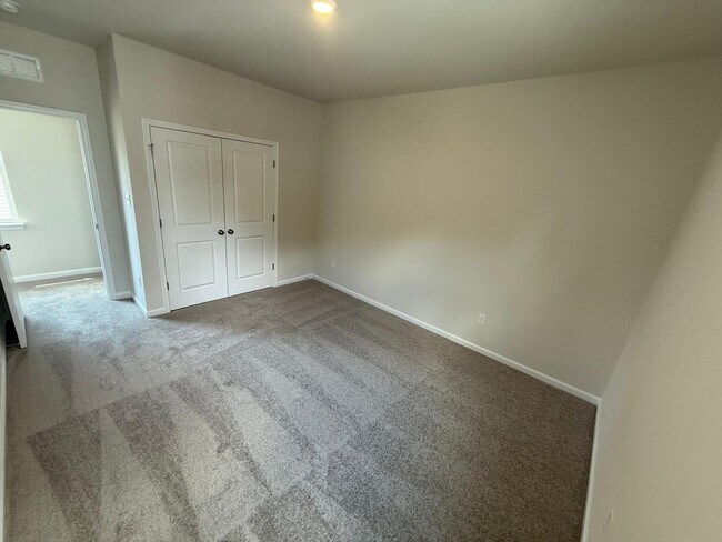 Building Photo - 6412 Fennec Run