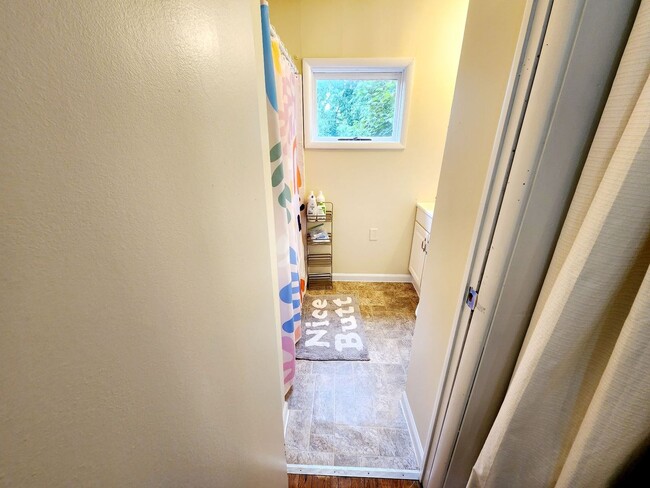 Building Photo - 217 McLane Ave