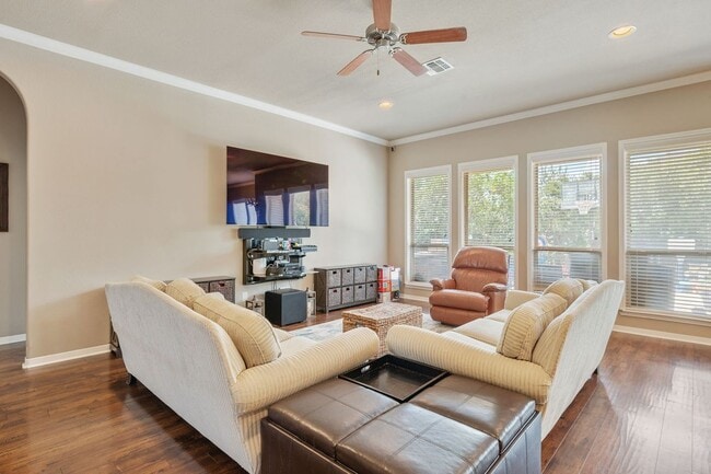 Building Photo - 4408 Toddington Ln