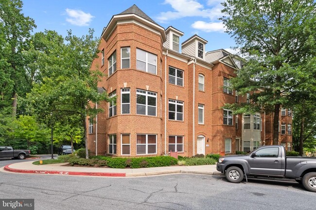Building Photo - 10290 Chestnut Park Ln