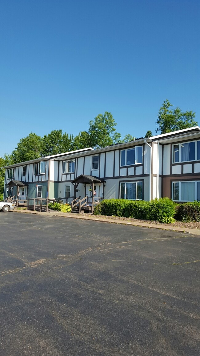 Primary Photo - Grand Marais Apartments Inc.