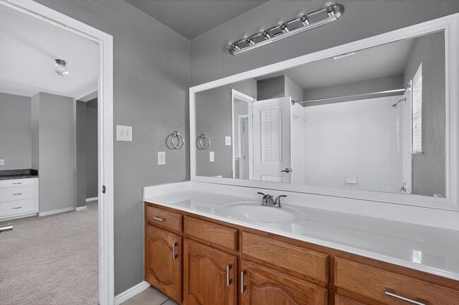 Building Photo - Spacious 4-Bedroom Home with Bonus Room and Large Backyard in Caruth Lake