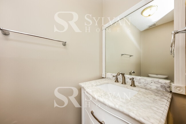 Building Photo - Living where You Love is Good for your Heart!