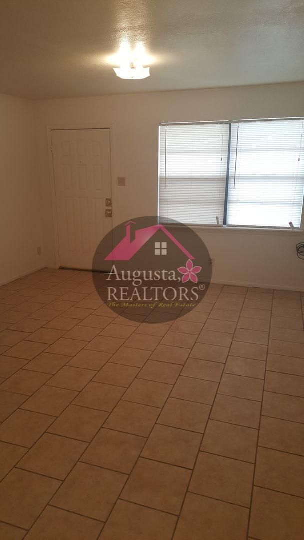 Building Photo - Very Nice 2 Bedroom Apartment at Mirabella Village