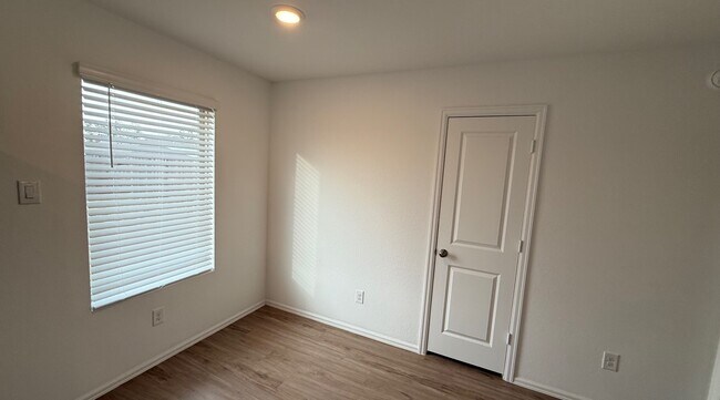 Building Photo - 18926 Panzini Dr