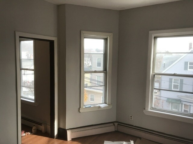 Building Photo - 76 Malden St