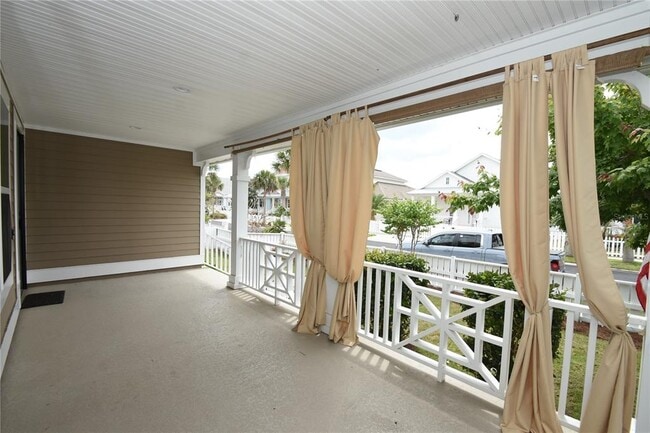 Building Photo - 28 Sandy Beach Way