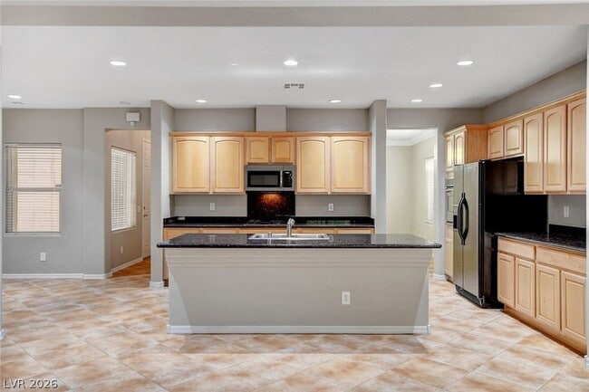 Building Photo - 6825 Tarpon Springs Ct