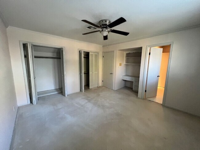 Building Photo - Step into this inviting, sunlit home where space and comfort blend seamlessly