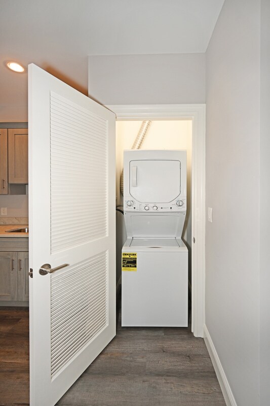 Building Photo - 184 Godwin Ave