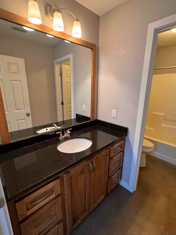 Building Photo - 4117 Carrera Ln