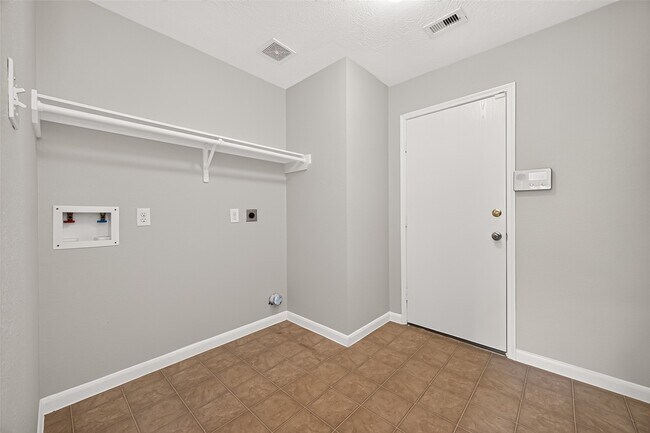 Building Photo - 18403 Tupper Bend Ln