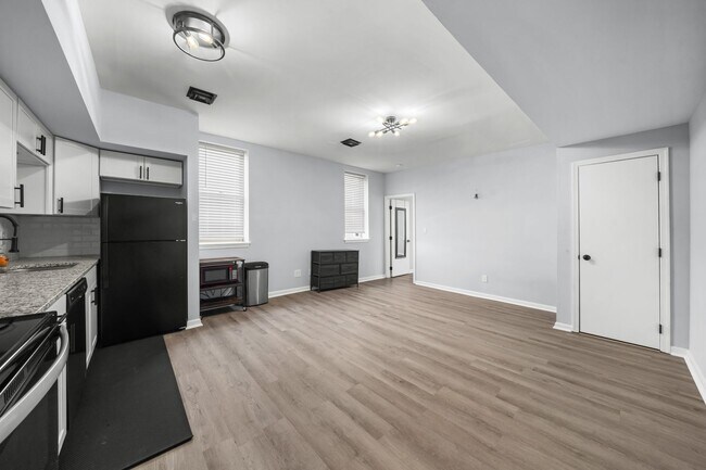 Building Photo - 1015 N 3rd St