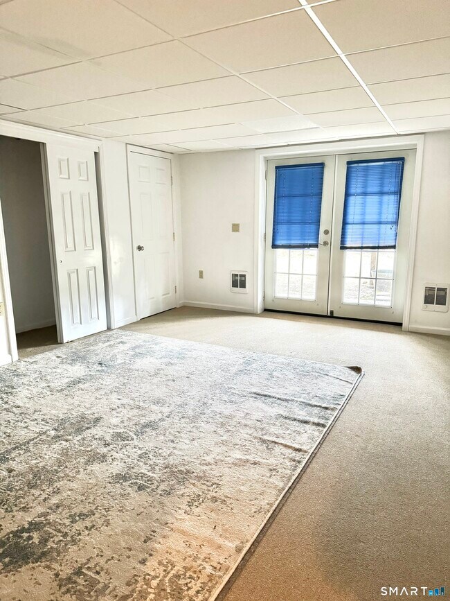 Building Photo - 611 Ocean Ave