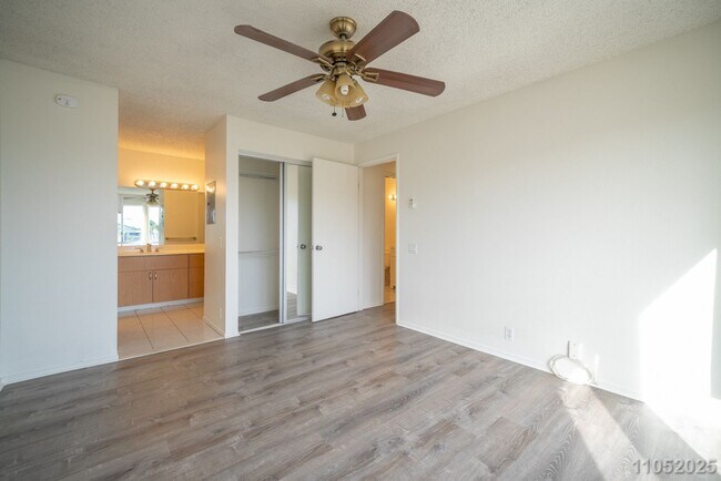 Building Photo - Move-In Ready! 2br, 2ba in Ewa, $2650, Sch...