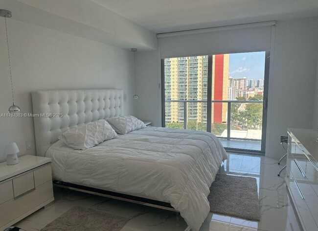 Building Photo - 330 Sunny Isles Blvd