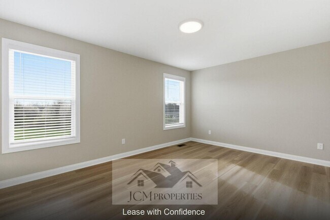 Building Photo - 113 Lambert Fld