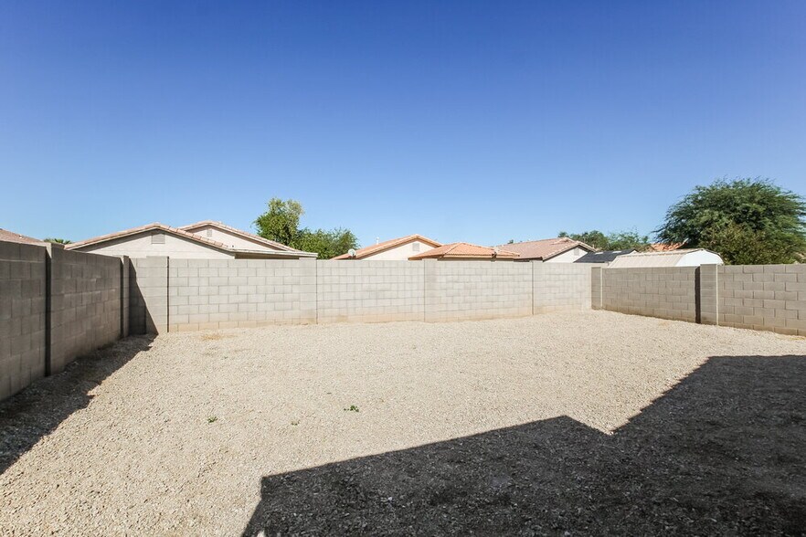 Building Photo - 6622 W Riva Rd