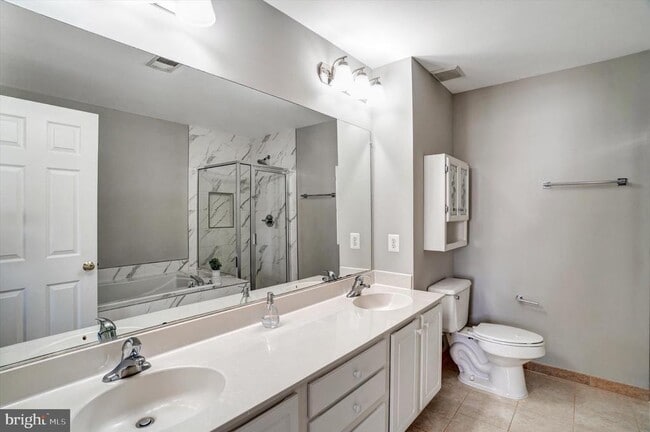 Building Photo - 43787 Virginia Manor Terrace